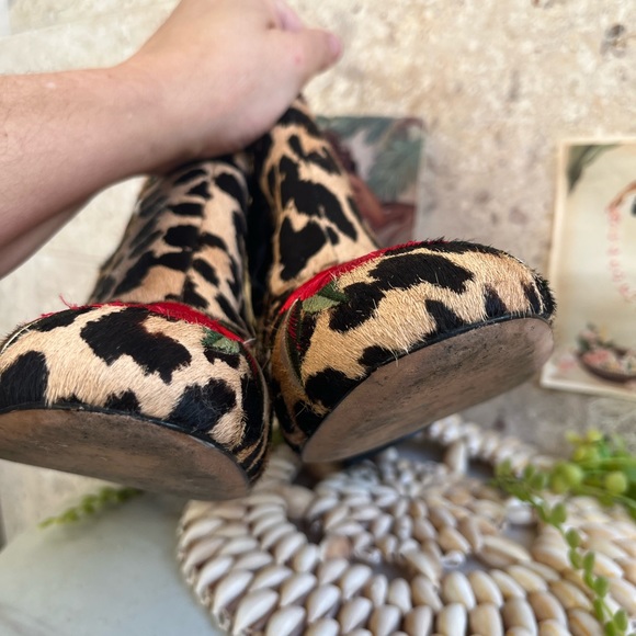KATE SPADE Leapord Print Booties - Picture 6 of 8